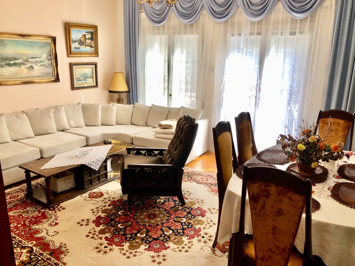 Karaula, Zlatibor, Srbija, 4 Spavaće sobe Spavaće sobe, ,2 BathroomsBathrooms,Vila,Prodaja - Ponuda,1908