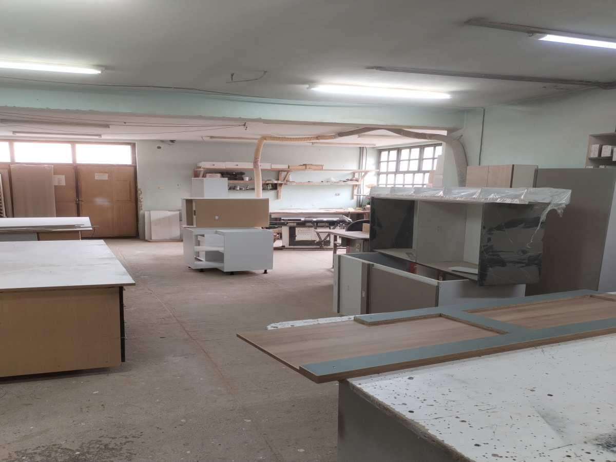 Užice, Srbija, ,1 KupatiloBathrooms,Poslovni prostor,Izdavanje - Ponuda,1972