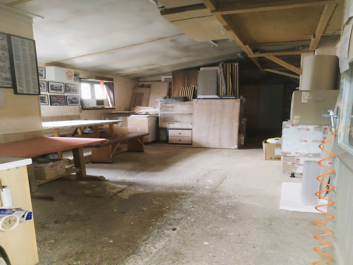 Užice, Srbija, ,1 KupatiloBathrooms,Poslovni prostor,Izdavanje - Ponuda,1972