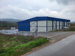 Gornji Milanovac, Srbija, 7 Sobe Sobe,2 BathroomsBathrooms,Poslovni prostor,Prodaja - Ponuda,2,2006