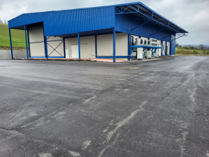 Gornji Milanovac, Srbija, 7 Sobe Sobe,2 BathroomsBathrooms,Poslovni prostor,Prodaja - Ponuda,2,2006