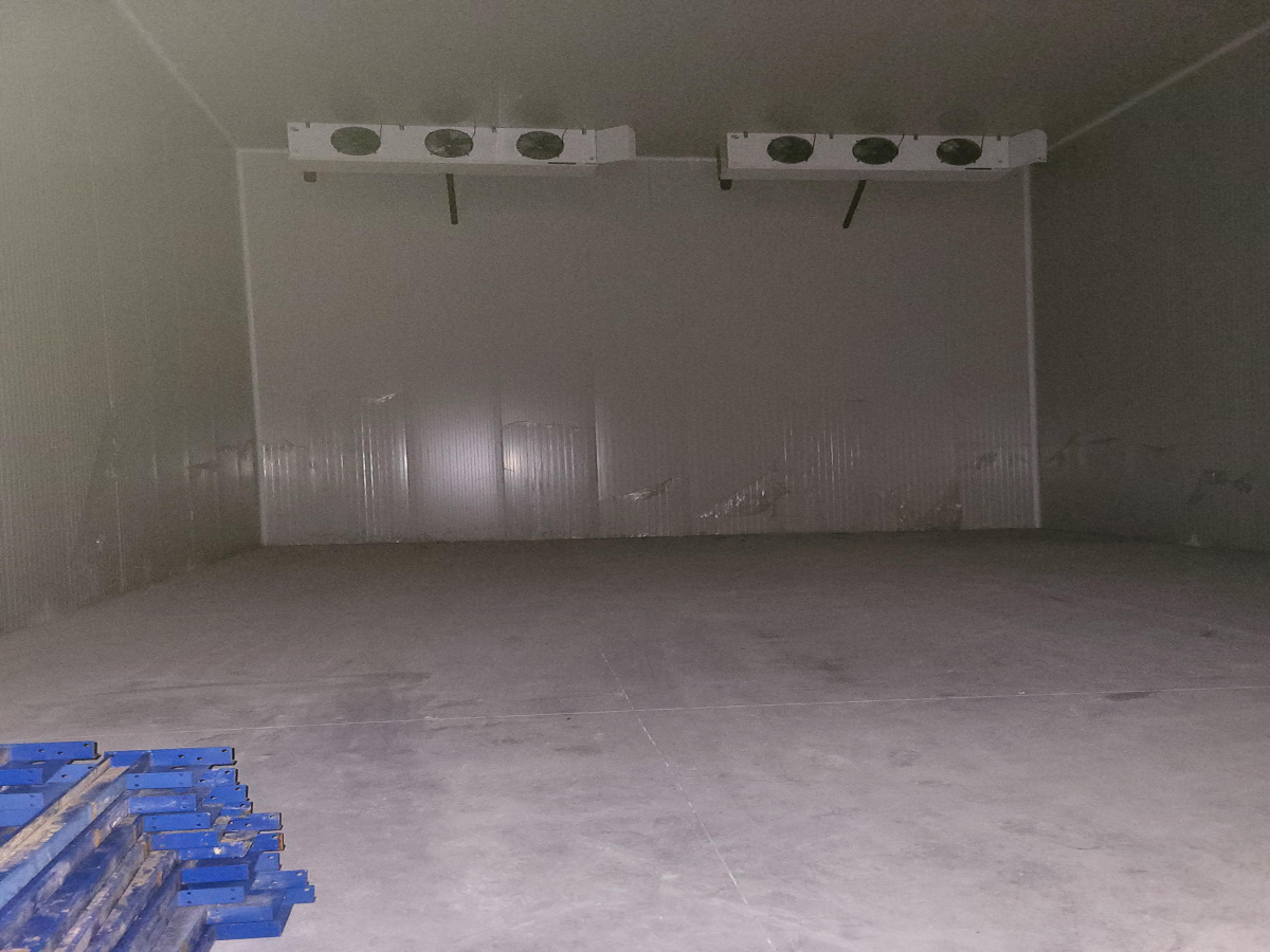 Gornji Milanovac, Srbija, 7 Sobe Sobe,2 BathroomsBathrooms,Poslovni prostor,Prodaja - Ponuda,2,2006