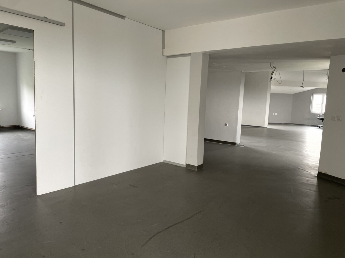 5 Rooms, Poslovni prostor, Izdavanje - Ponuda, 2 Bathrooms, Listing ID 1767, Lokva, Užice, Srbija,