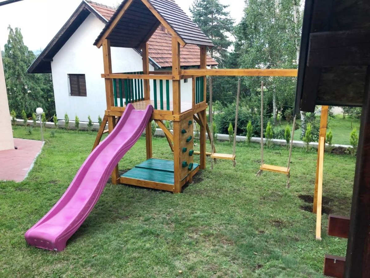 Obudojevica, Zlatibor, Srbija, 7 Spavaće sobe Spavaće sobe, ,5 BathroomsBathrooms,Vila,Prodaja - Ponuda,1,1810